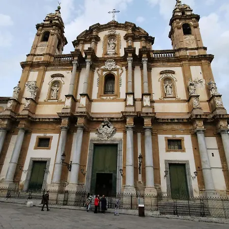 Dagnino House - Luxury Apartment In The Center Of Palermo-2